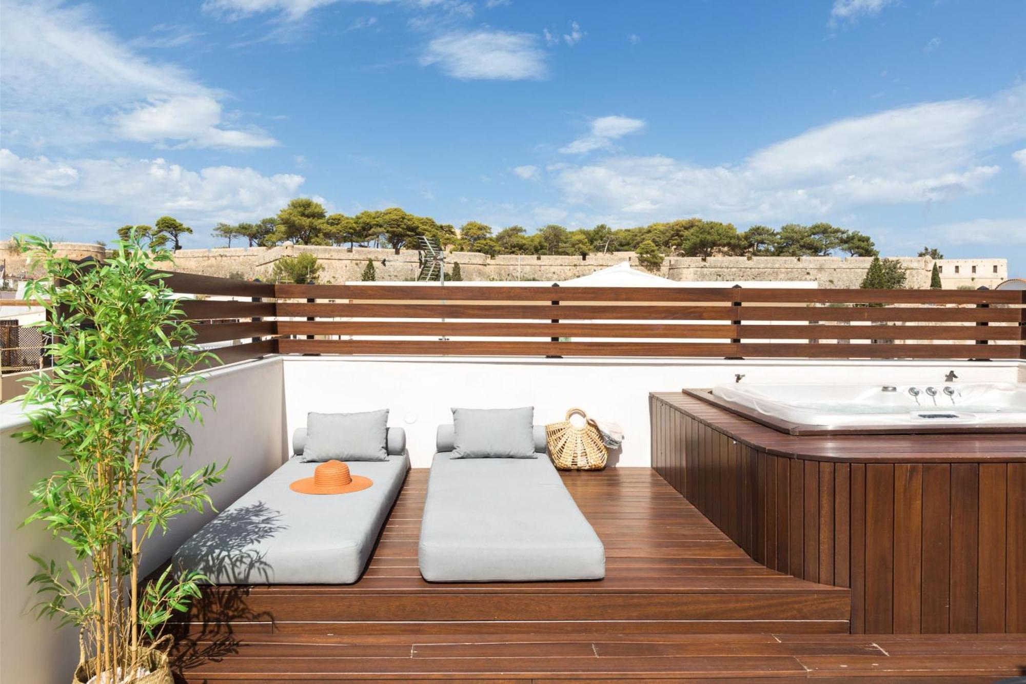 Le Bijou Luxury Suites Rethymno Exterior photo